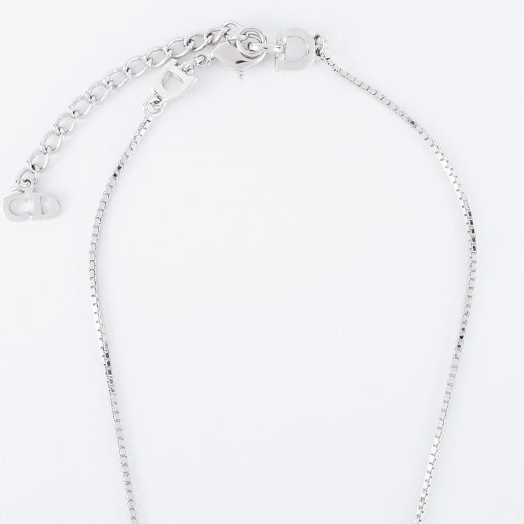 Dロゴクロスネックレス シルバー ヴィンテージ|ディオール Dior - 【公式】Rilish SELECT VINTAGE|ハイブランドヴィンテージの通販セレクトショップ Dロゴクロスネックレス シルバー ヴィンテージ|ディオール Dior - 【公式】Rilish SELECT VINTAGE|ハイブランドヴィンテージの通販セレクトショップ