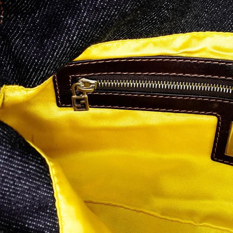 FENDI フェンディ　アクセサリーポーチ　デニム　マーブル　マンマバケット FENDI フェンディ ショルダーバッグ マンマバケット デニム