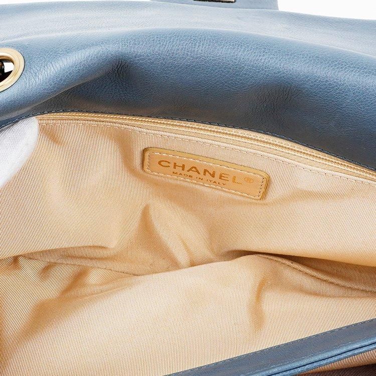 マトラッセ30ショルダーバッグ ラムスキン ブルーグレー マトラッセ30ショルダーバッグ ラムスキン ブルーグレー