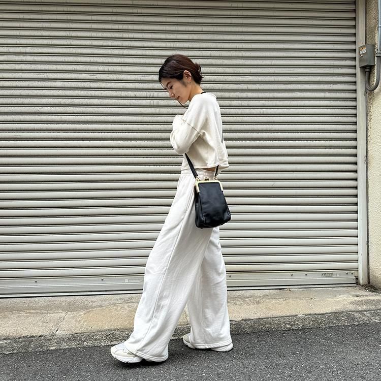 MIU MIU ミュウミュウ アーカイブクラスプハンドバッグ ブラック