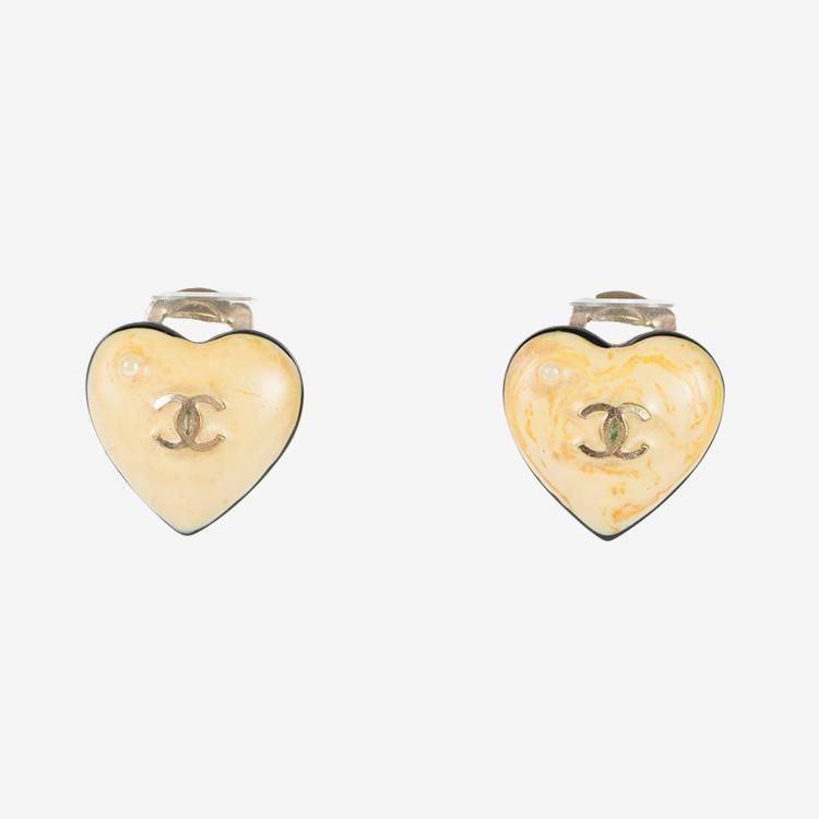 CHANEL シャネル ココマークハートイヤリング ベージュ×ブラック