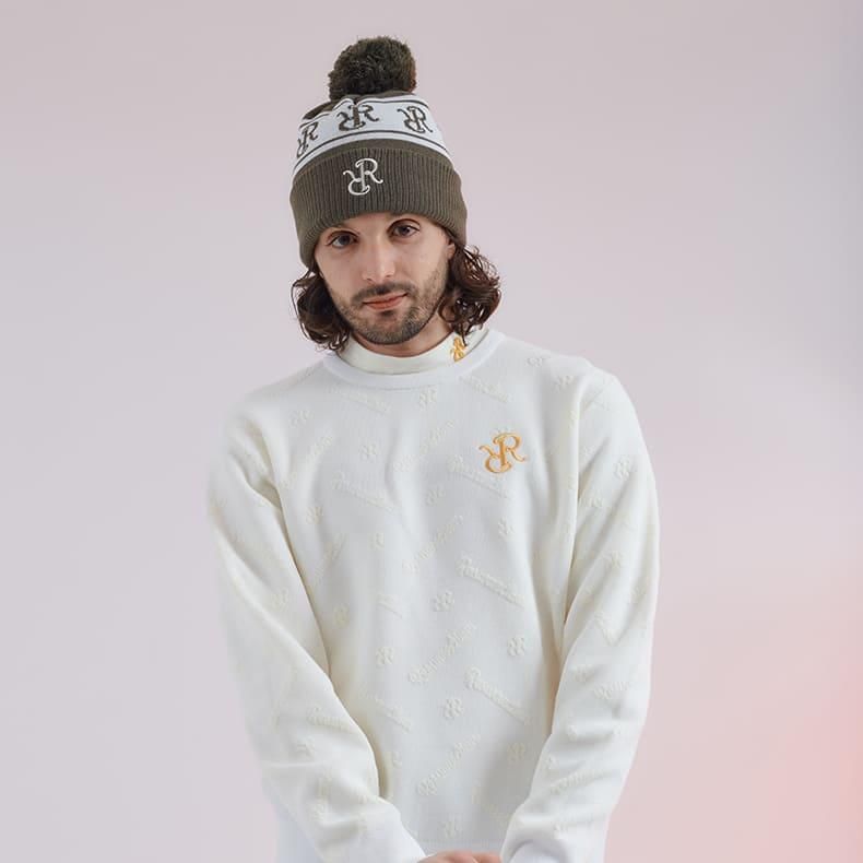 定価1万円以上引き！美品！ロゴモノグラムニットプルオーバー / ネイビー 定価1万円以上引き！美品！ロゴモノグラムニットプルオーバー