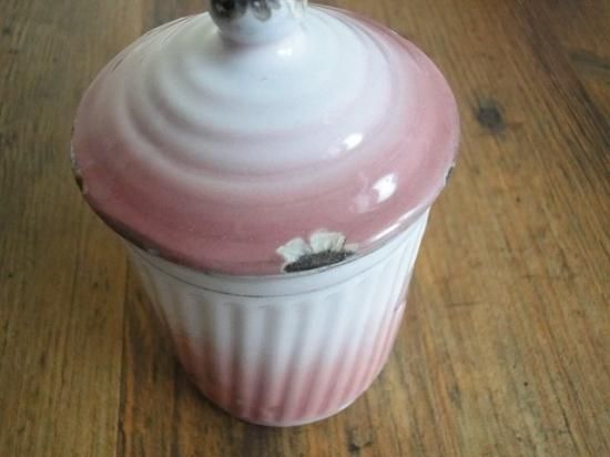 再お値下げ　美品　ピンクハウス　ホーローキャニスター　ピンク フランス1930～'40年代 ＊ BB社製 ＊ 白地にピンクの