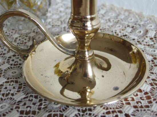 フランスアンティーク 真鍮のキャンドルホルダー（ハンドル付き）