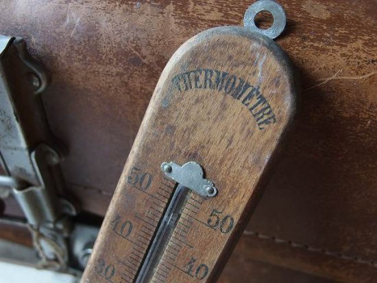 フランス アンティークの温度計
