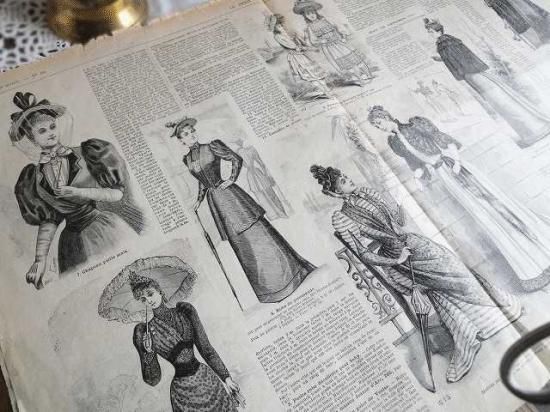 フランスのファッション新聞 （Le Petit Echo de la Mode 1892年