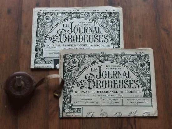 高品質の激安 フランスの刺繍新聞 2枚セット （LE JOURNAL DES BRODEUSES） アンティーク雑貨
