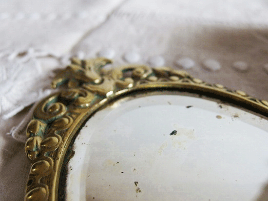 フランスアンティーク　真鍮製エンジェルの手鏡
