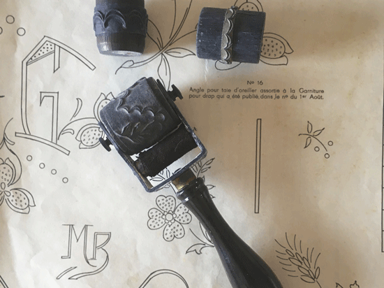 アンティークスタンプ （2）| フランス レース模様の刺繍用ローラー