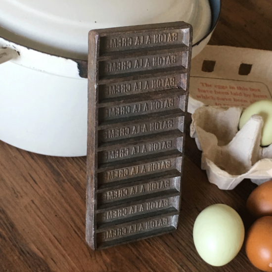 フランスアンティーク 鋳物のチョコレートモールド 