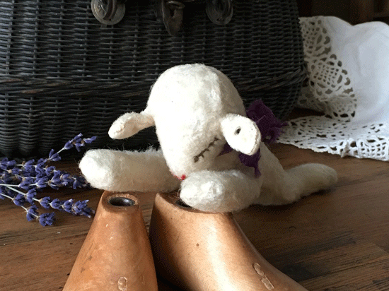 ヴィンテージシュタイフ | 眠り羊 フロッピーランビー（Floppy Lamby