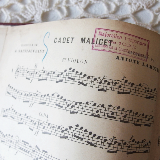 フランスアンティーク 楽譜のバインダー  古いファイル　