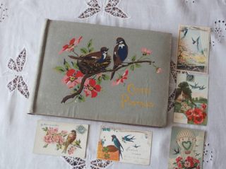 フランスアンティーク 鳥とお花のポストカードアルバム（鳥のポストカード5枚付き）