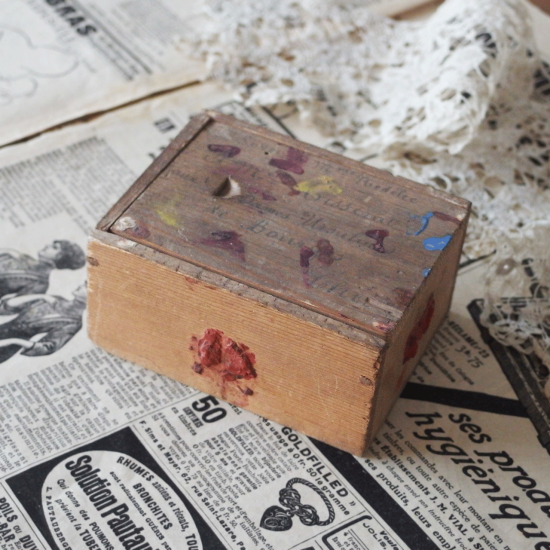 アンティーク フランスの郵便小包用 小さな木箱(スライド蓋)