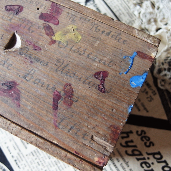 アンティーク フランスの郵便小包用 小さな木箱(スライド蓋)