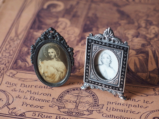 フランス1900年初頭の真鍮製ミニフレームはかわいいアンティーク