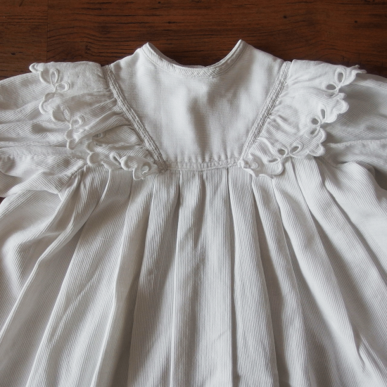 アンティークベビードレス | フランス 洗礼式用 フリル付きコットン