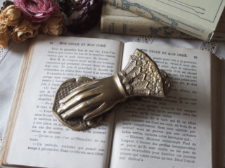 フランスアンティーク 真鍮製 貴婦人の手のクリップ