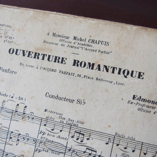 フランスアンティーク 台紙付き 古い楽譜4枚綴りセット 