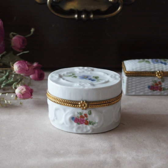 リモージュボックス 陶器製 花柄 小物入れ フランスアンティーク | お花模様のリモージュボックス 真鍮製