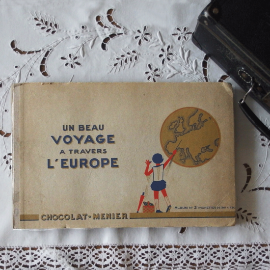 フランスアンティーク Chocolat Menier（ショコラ・メニエ）販促用 ヨーロッパ旅行のカードアルバム