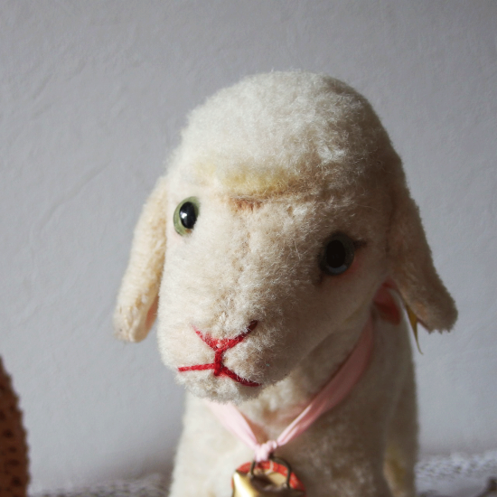 ヴィンテージ シュタイフ 子羊のランビー（Lamby）イエロータグ・シルバーボタン・チェストタグ・リボン・ベル付き オールID
