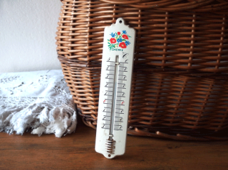 フランスヴィンテージ 琺瑯製 クリーム色とお花の温度計 