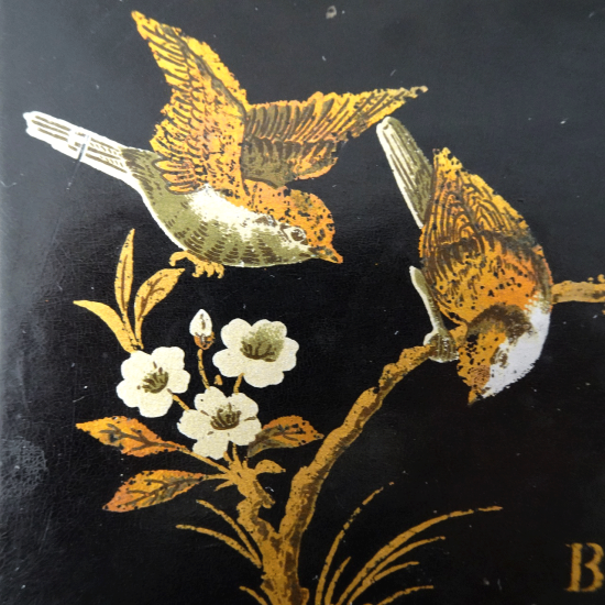 フランスアンティーク 19世紀 パピエマシェの小箱（番い鳥とナツツバキ）