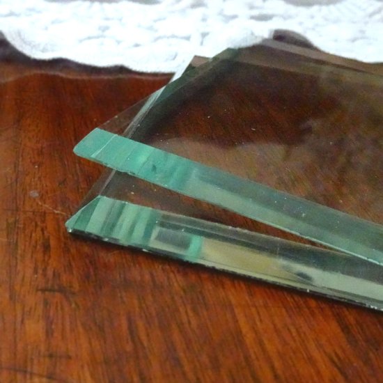 フランスアンティーク リボンのフォトフレーム オルモル装飾とベベルガラス ポストカード付き（１）