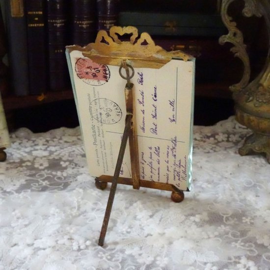 フランスアンティーク リボンのフォトフレーム オルモル装飾とベベルガラス ポストカード付き（２）