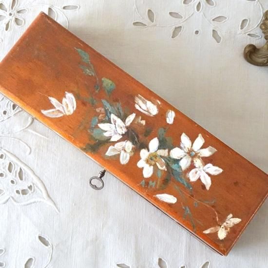アンティーク 木箱 | フランス お花のペイント 木製グローブ アンティーク 木箱 | フランス お花のペイント 木製グローブ