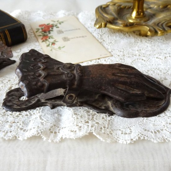 アンティーク ハンドクリップ | フランス 20世紀初頭 貴婦人の手 黒い 