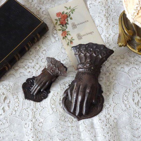 アンティーク ハンドクリップ | フランス 20世紀初頭 貴婦人の手 黒い