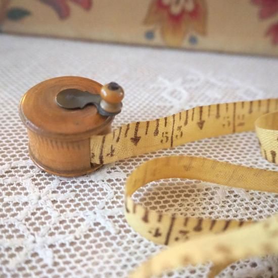 古道具　巻尺　アンティーク アンティーク 巻き尺 | イギリスアンティーク 柘植（ツゲ）の