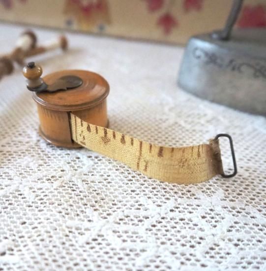 古道具　巻尺　アンティーク アンティーク 巻き尺 | イギリスアンティーク 柘植（ツゲ）の