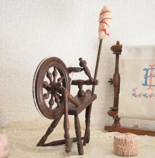 アンティーク ドール 糸車 | フランス ドール家具 糸車 ミニチュアの糸