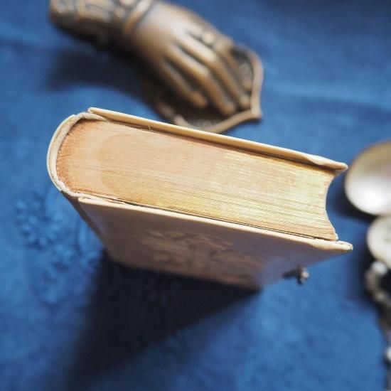19世紀フランスの聖書祈祷書 フランス アンティーク 1900年代 革表紙 聖書 祈祷書 クロス
