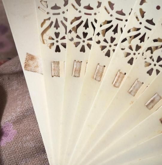 1902年花柄扇子型カレンダーカード　紙物　フランスアンティーク　エヴァンタイユ 1902年花柄扇子型カレンダーカード 紙物 フランスアンティーク