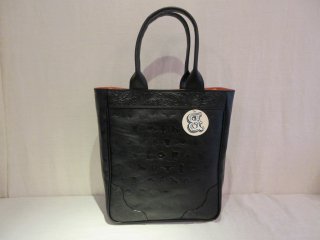 BUGGY&CREATURE LEATHER TOTE <img class='new_mark_img2' src='https://img.shop-pro.jp/img/new/icons50.gif' style='border:none;display:inline;margin:0px;padding:0px;width:auto;' />