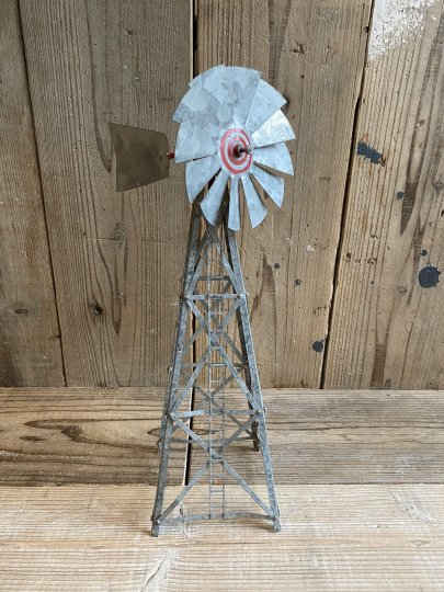 Desktop windmill<br />卓上サイズの風車のオブジェ