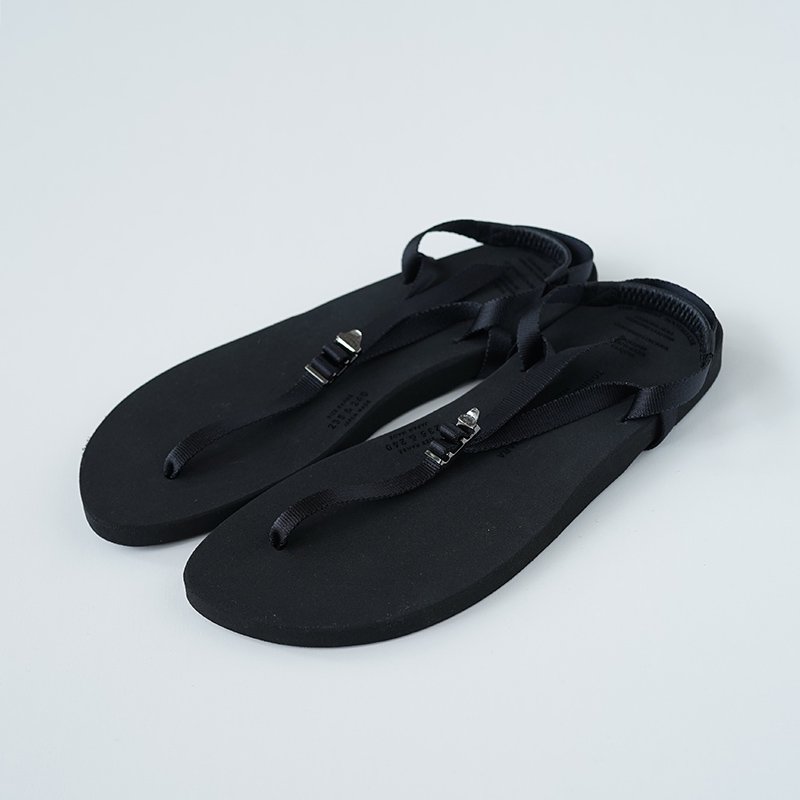 BEAUTIFUL SHOES】BAREFOOT SANDALS(THICK SOLE) BLACK - THIRTY 