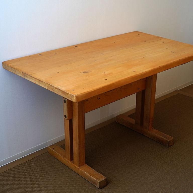 stoop | Square Table by Charlotte Perriand for Les Arcs in