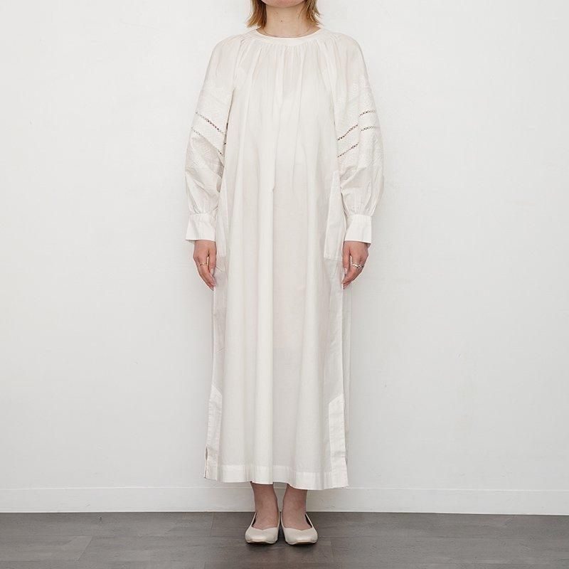 30%OFF】【ne Quittez pas ヌキテパ】FINE POPLIN KIKA EMB GATHER
