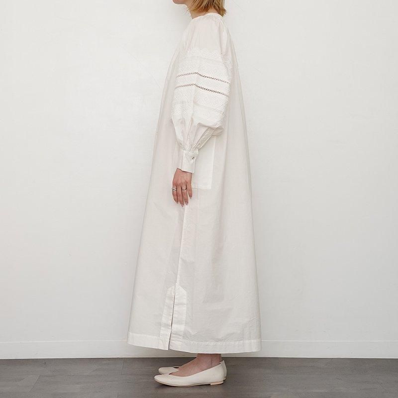 ne Quittez pas ヌキテパ】FINE POPLIN KIKA EMB GATHER DRESS