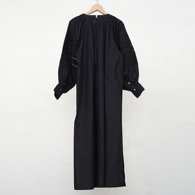 ラスト1点】【ne Quittez pas ヌキテパ】FINE POPLIN KIKA EMB GATHER DRESS BLACK -  THIRTY' THIRTY' STORE