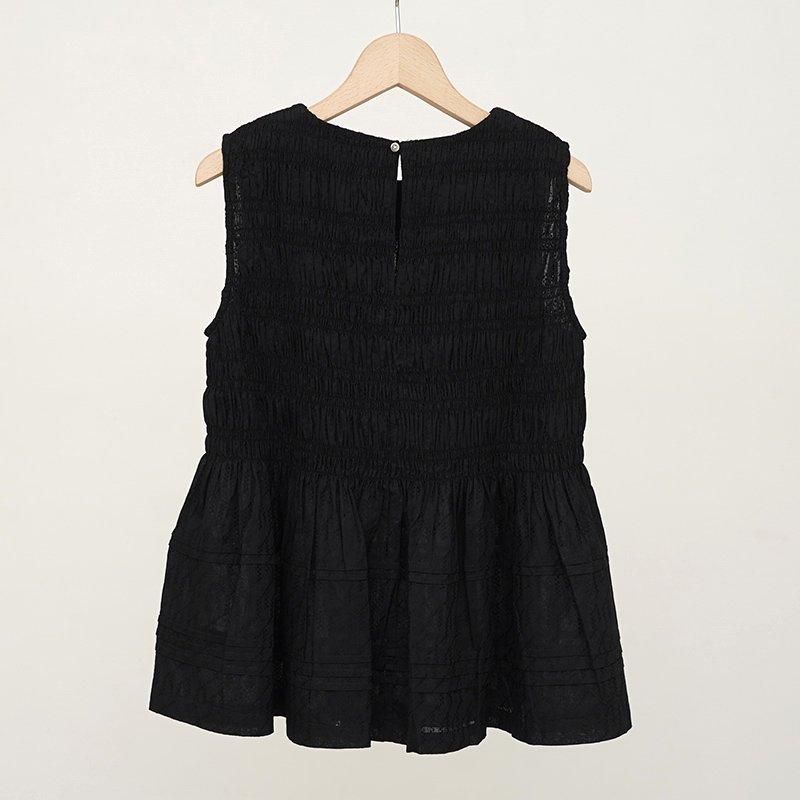ヌキテパne Quittez pasコットンドビースリーブレスシャーリングトップ ne Quittez pas ヌキテパ】COTTON DOBBY SLEEVELESS SHIRRING