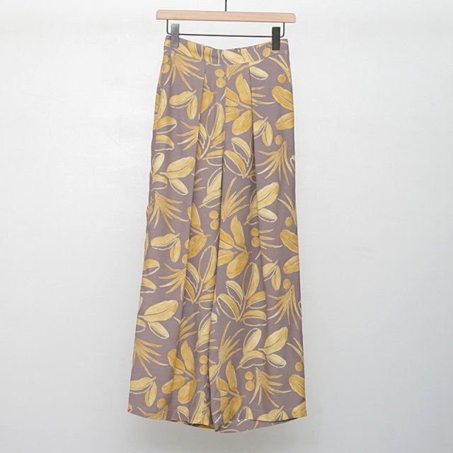 ڥ饹1ۡ2024 S/SۡPHEENY / եˡRayon botanical print gatherd pants LAVENDER