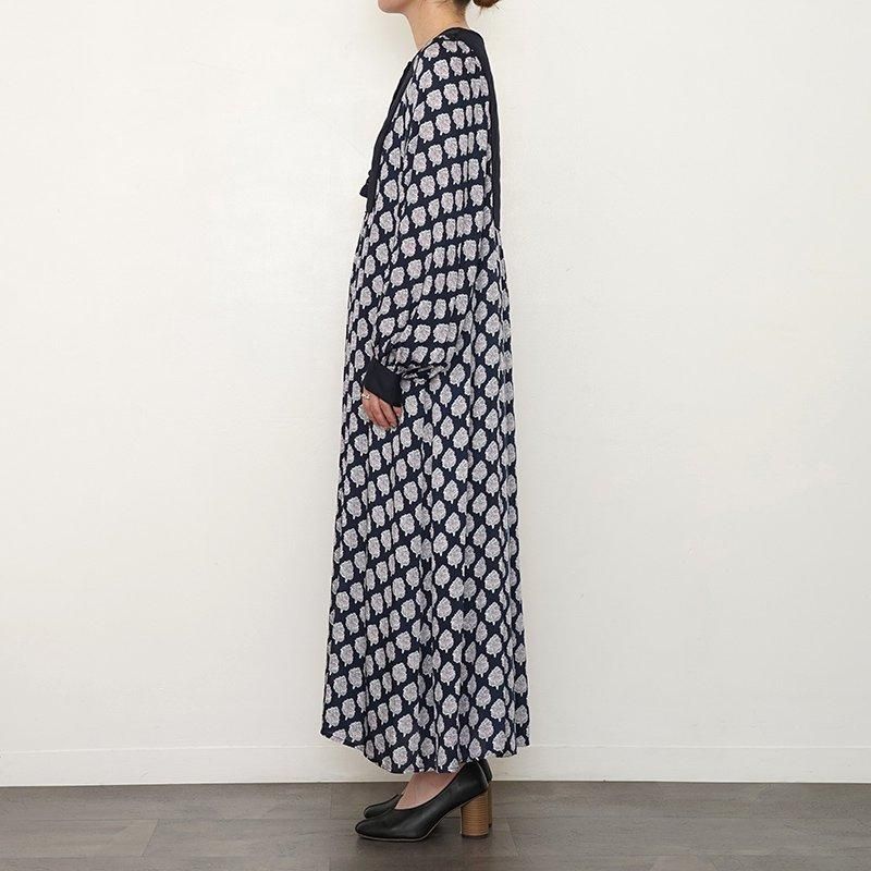 30%OFF】【ne Quittez pas ヌキテパ】MODAL SATIN FLOWER TREE
