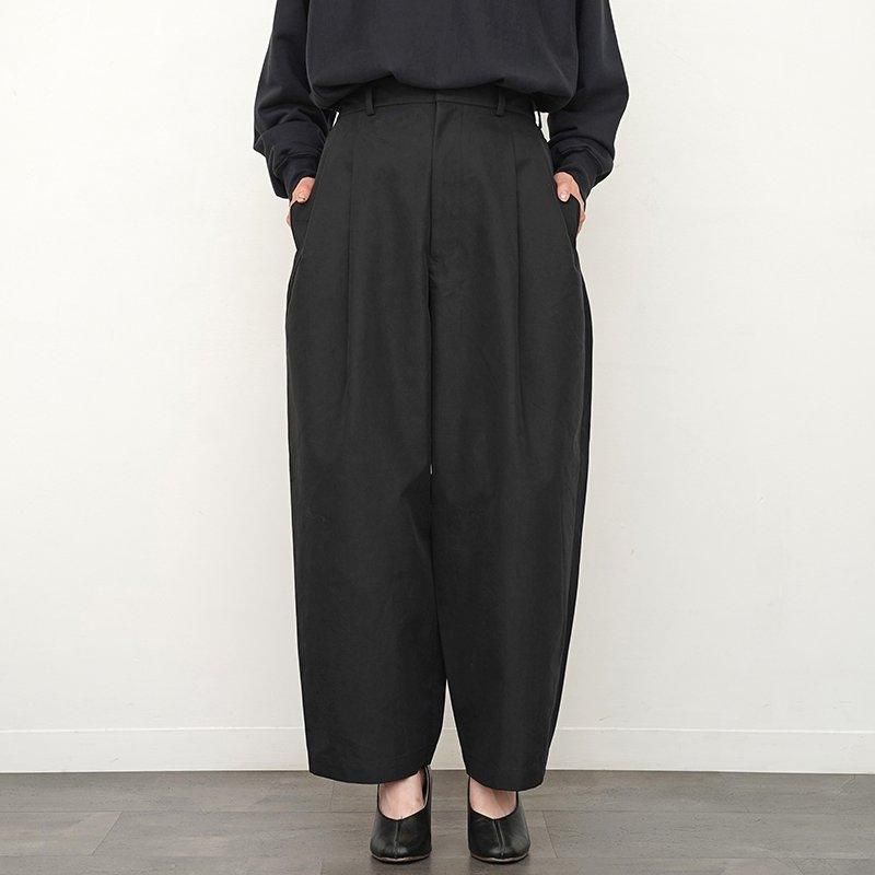 ボトム人気1位】【3/29再入荷】【bukht ブフト】2TUCK TROUSERS