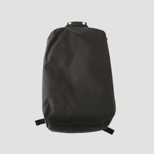 2025 S/SۡUNIVERSAL PRODUCTSNEW UTILITY BAG CHARCOAL